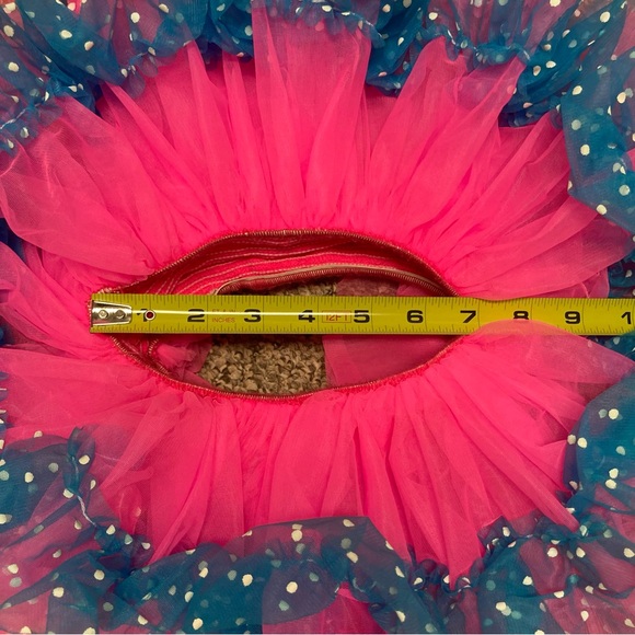 EUC dance recital costume worn once. Size Small child. - Picture 15 of 16